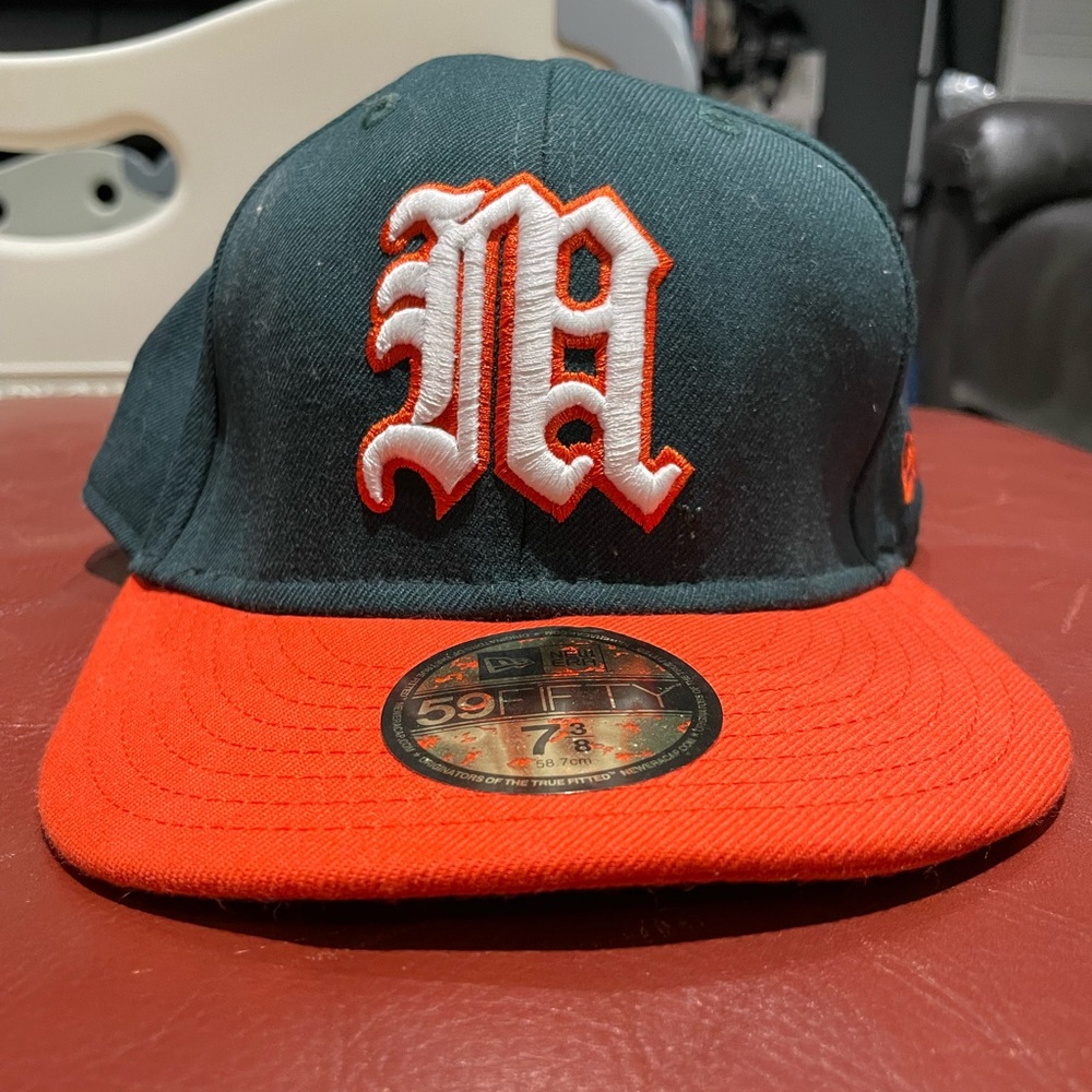 Miami Hurricanes Old English M fitted